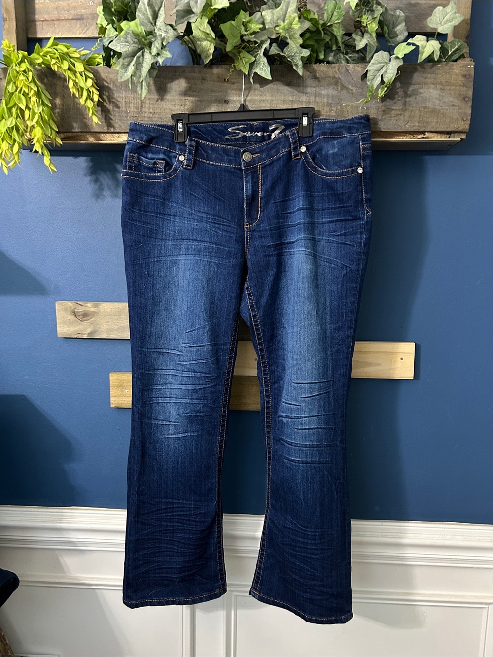 Y2K Seven7 Women's Boot-Cut Jeans Women’s Size 20 EUC